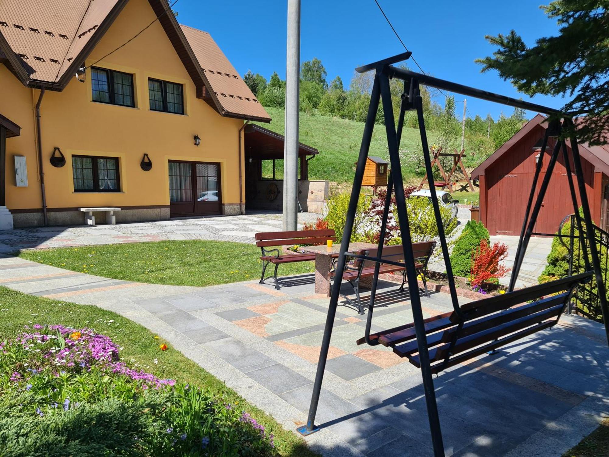 Pod Laskiem Krosnica  Exteriér fotografie